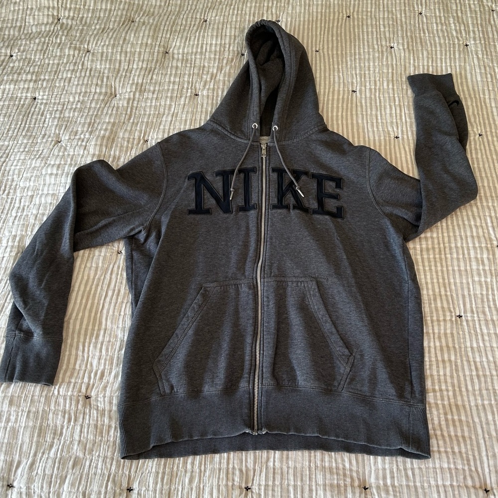 Men's Nike zip up sweatshirt